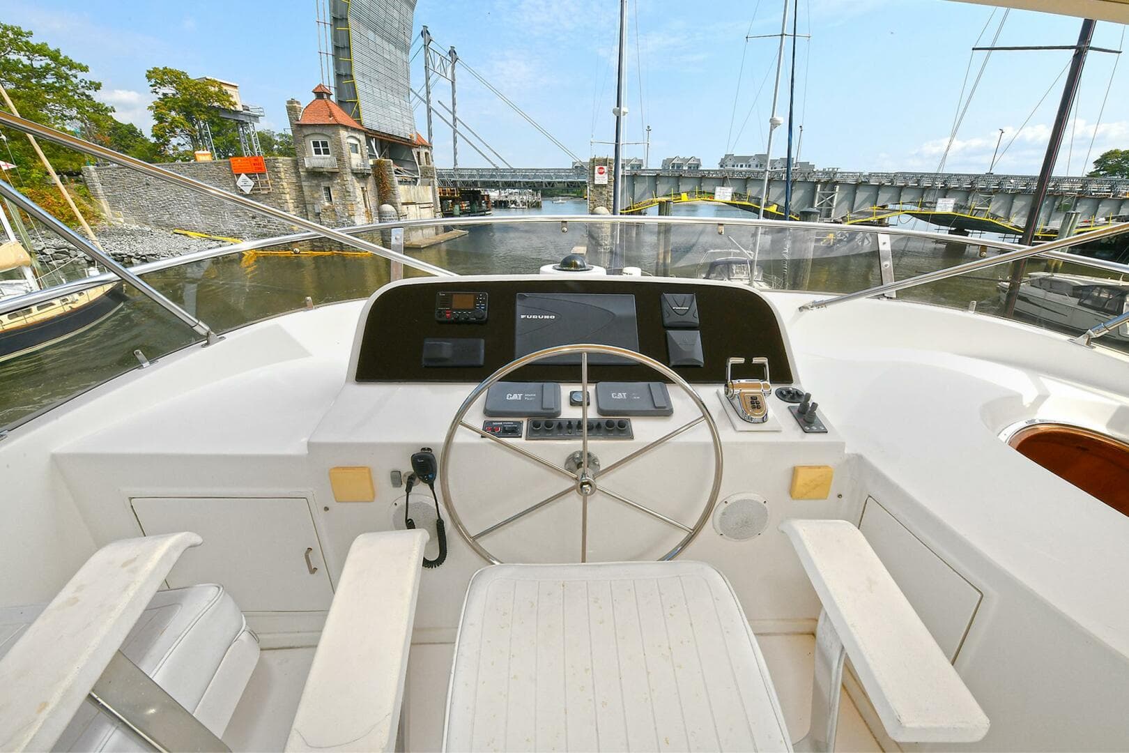 2002 Grand Alaskan Flushdeck