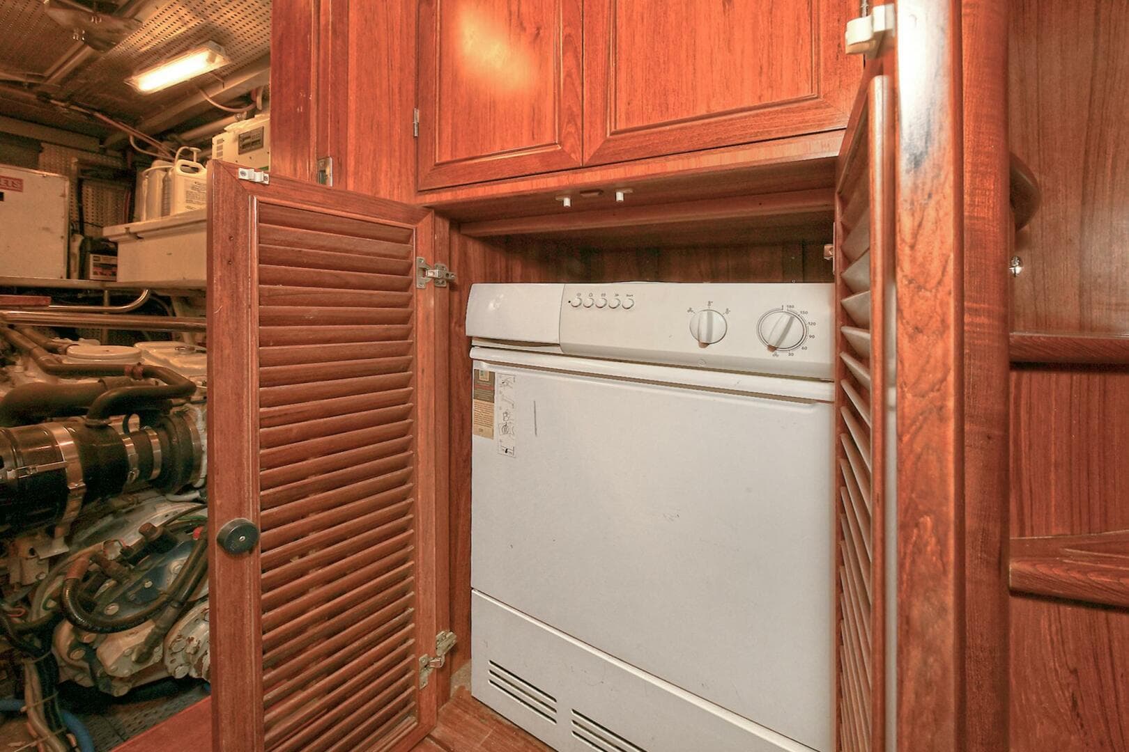 2002 Grand Alaskan Flushdeck