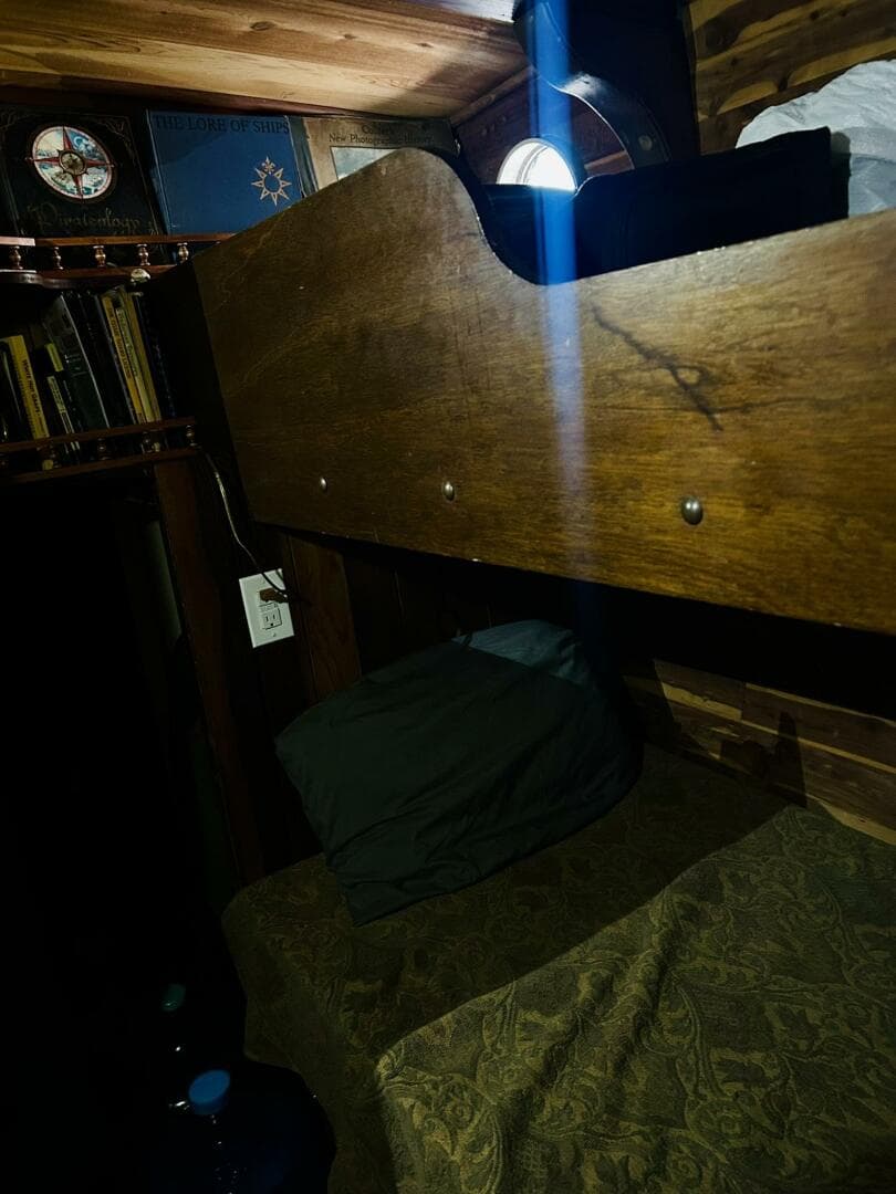 1977 Custom 80 Brigantine