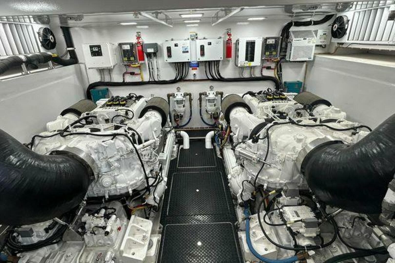 2019 Viking Motor Yacht