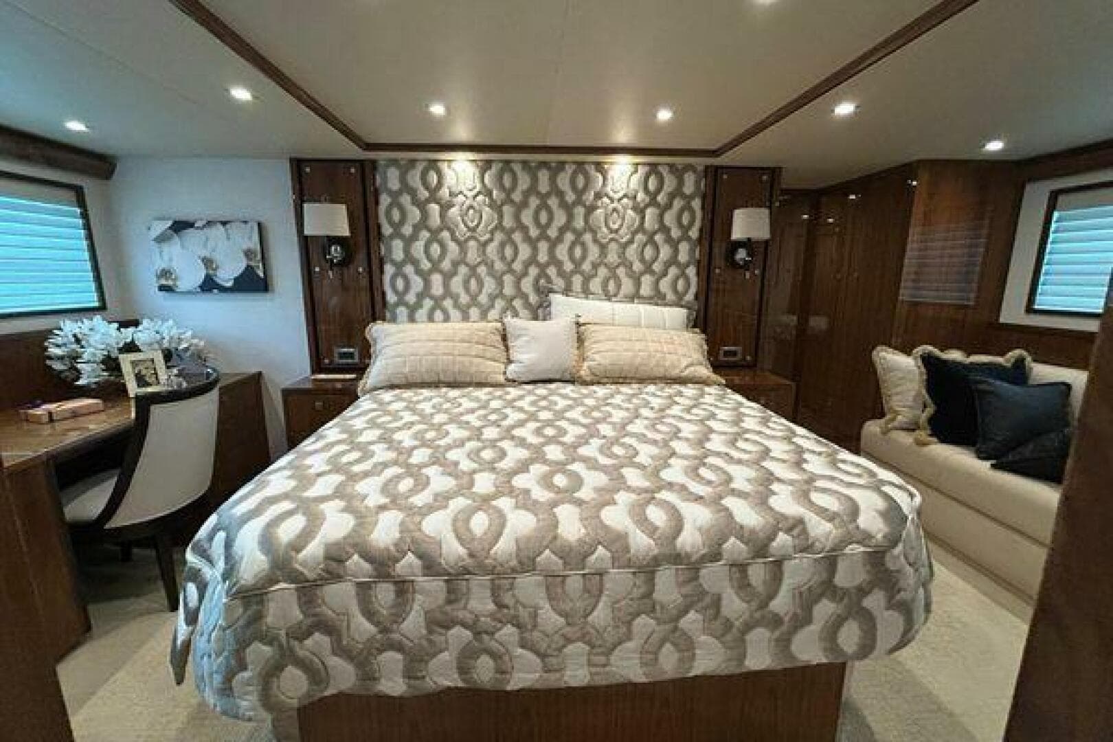 2019 Viking Motor Yacht