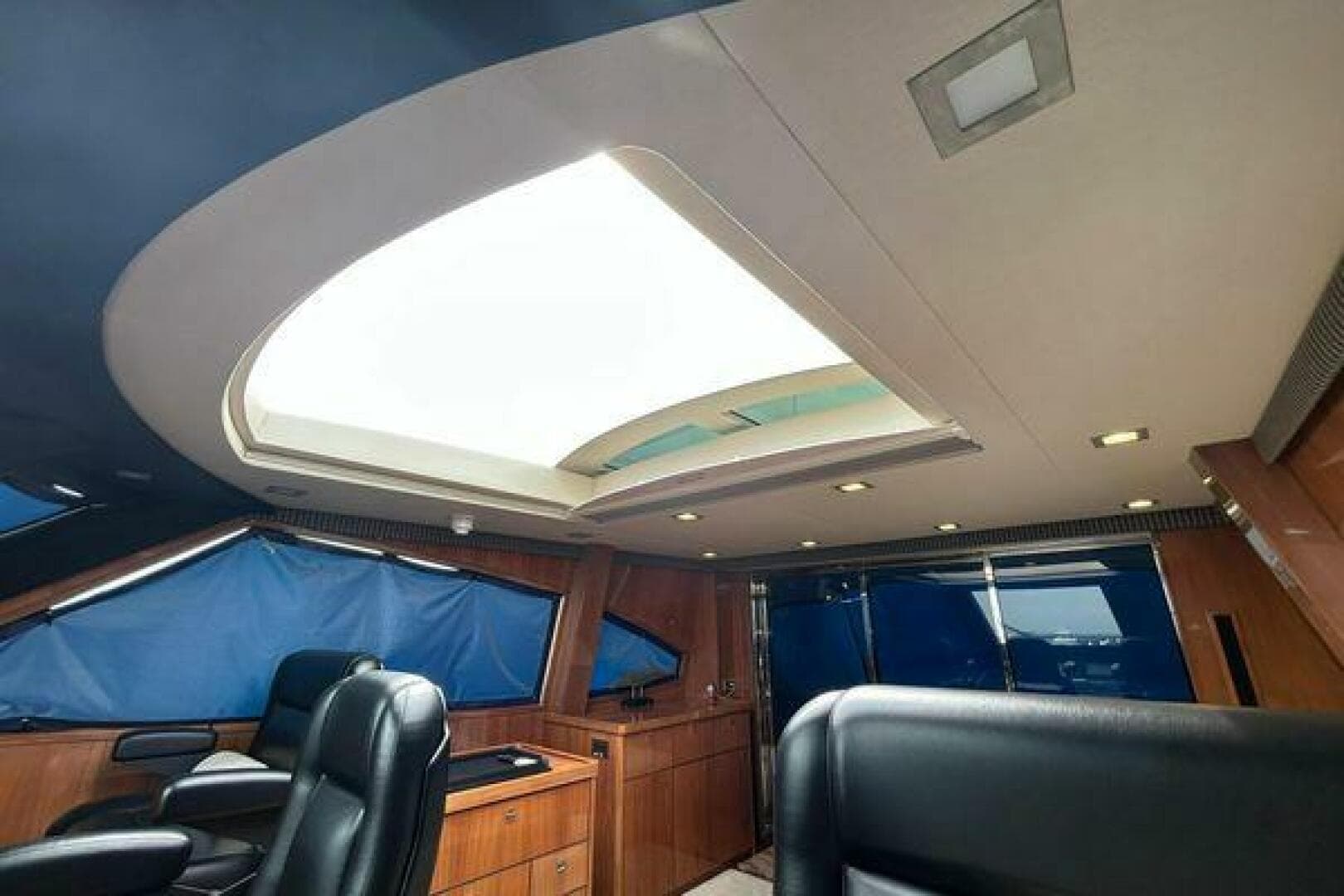 2019 Viking Motor Yacht