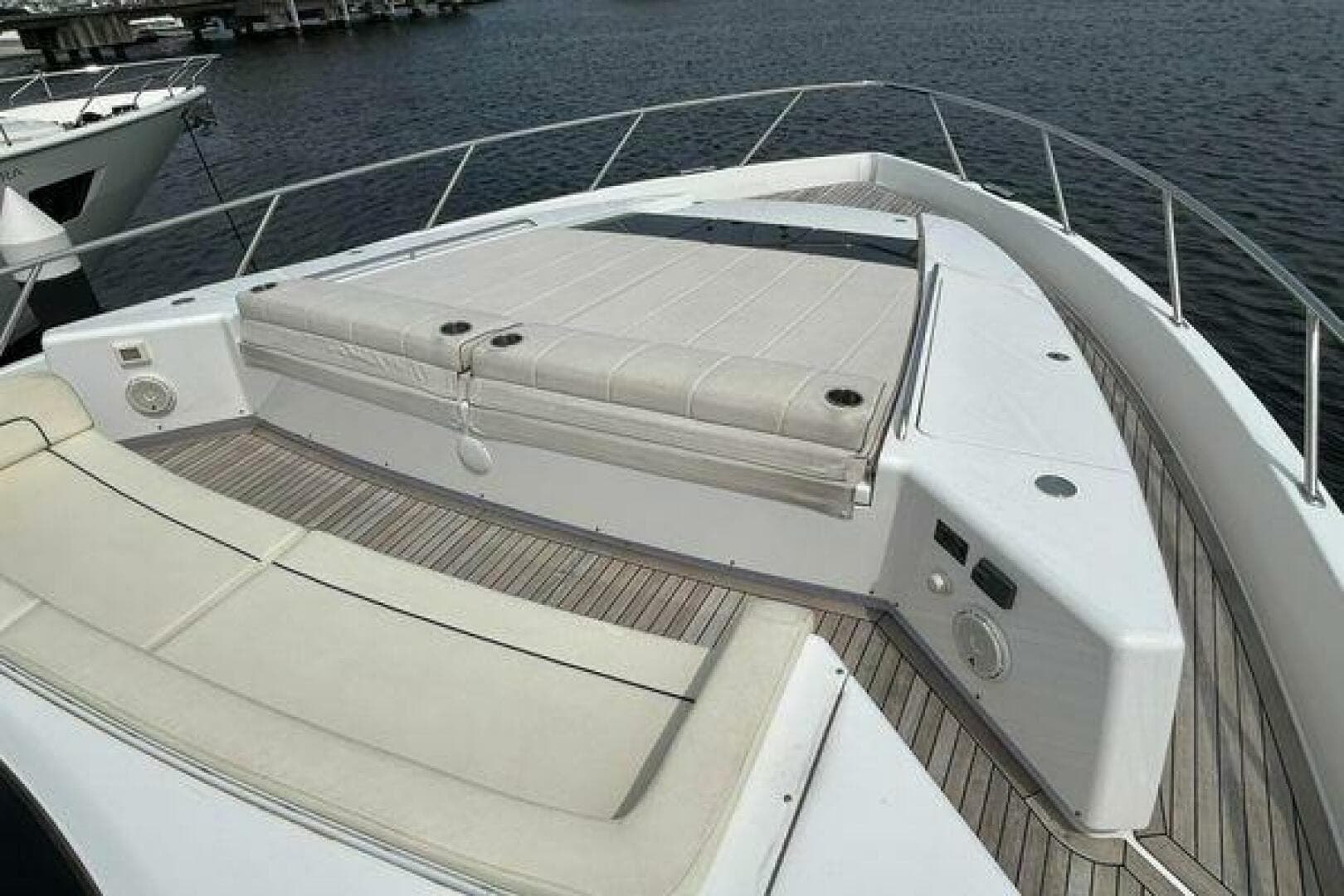 2019 Viking Motor Yacht