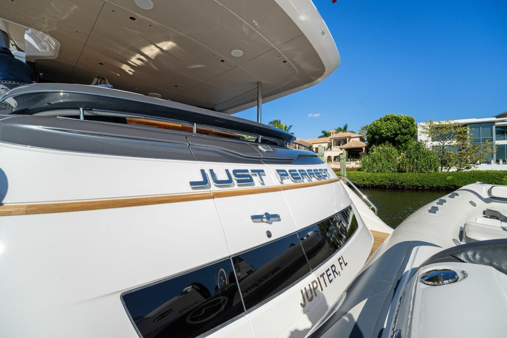 Princess Y95 JUST  PERFECT - Exterior Stern