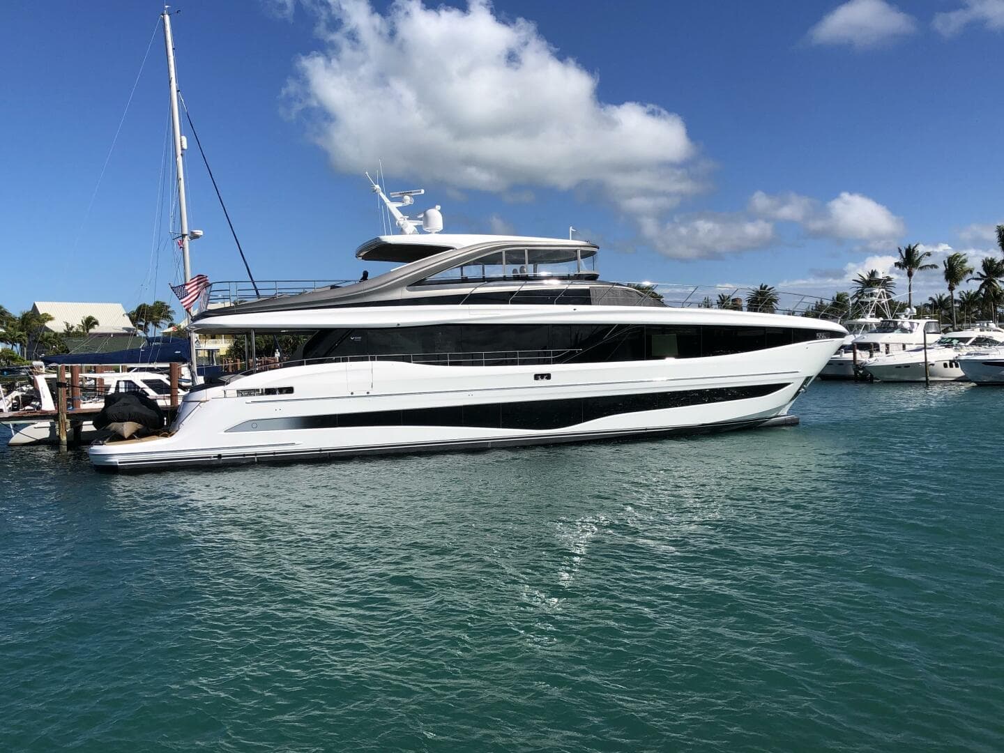 Princess Y95 JUST  PERFECT -Exterior