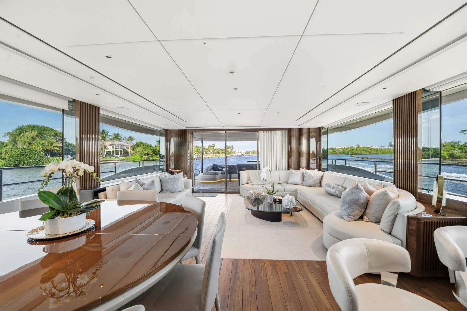 Princess Y95 JUST  PERFECT - Salon