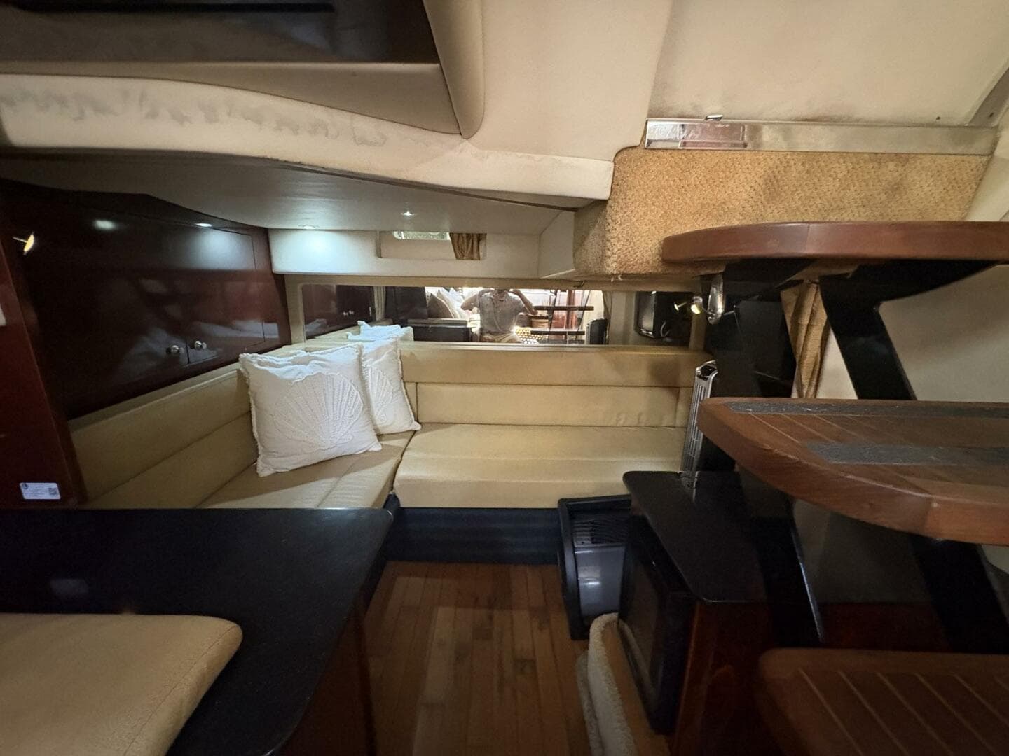 2009 Sea Ray 350 Sundancer