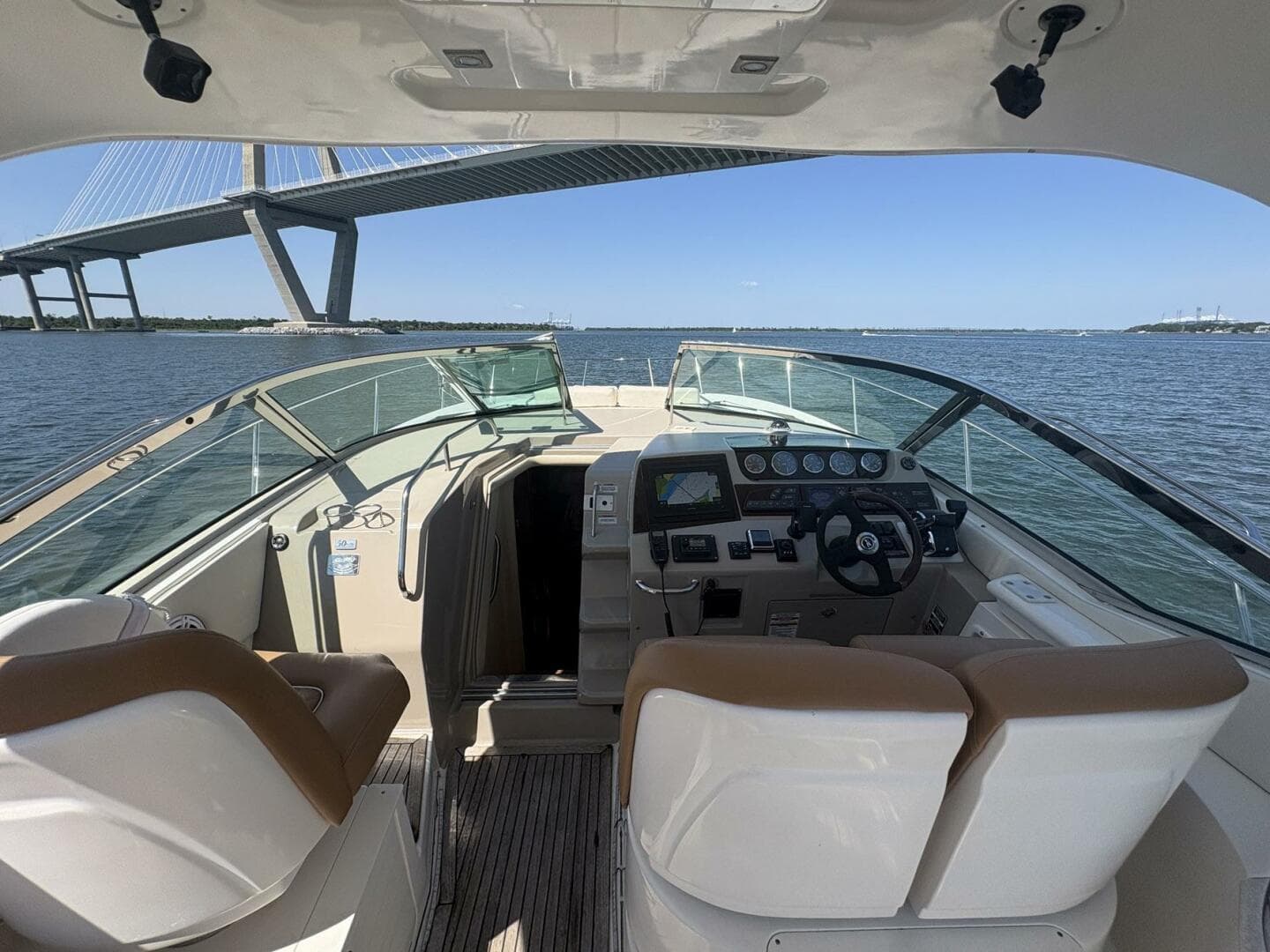 2009 Sea Ray 350 Sundancer