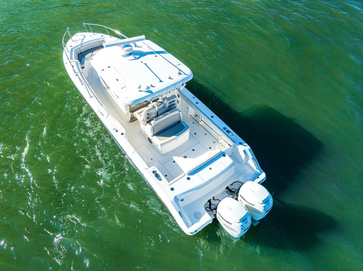 2017 Boston Whaler 330 Outrage
