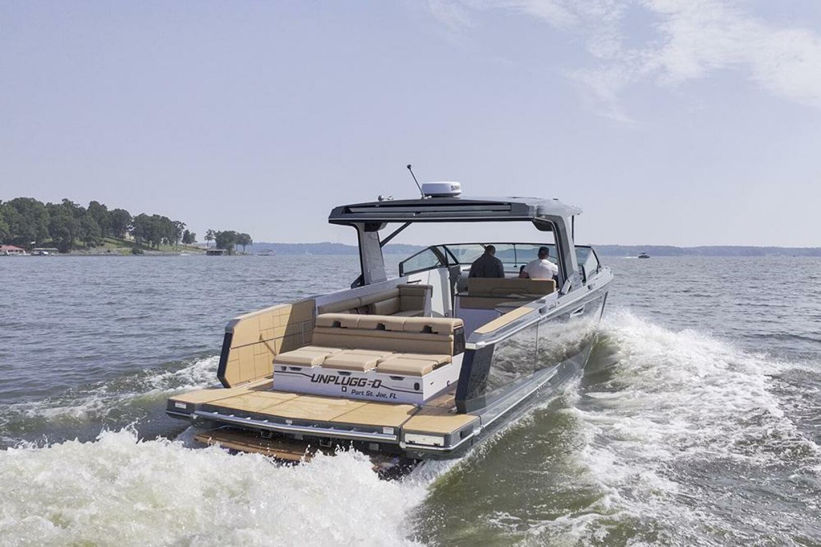 Stbd quarter profile