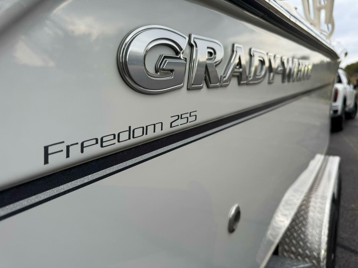 2023 Grady-White Freedom 255