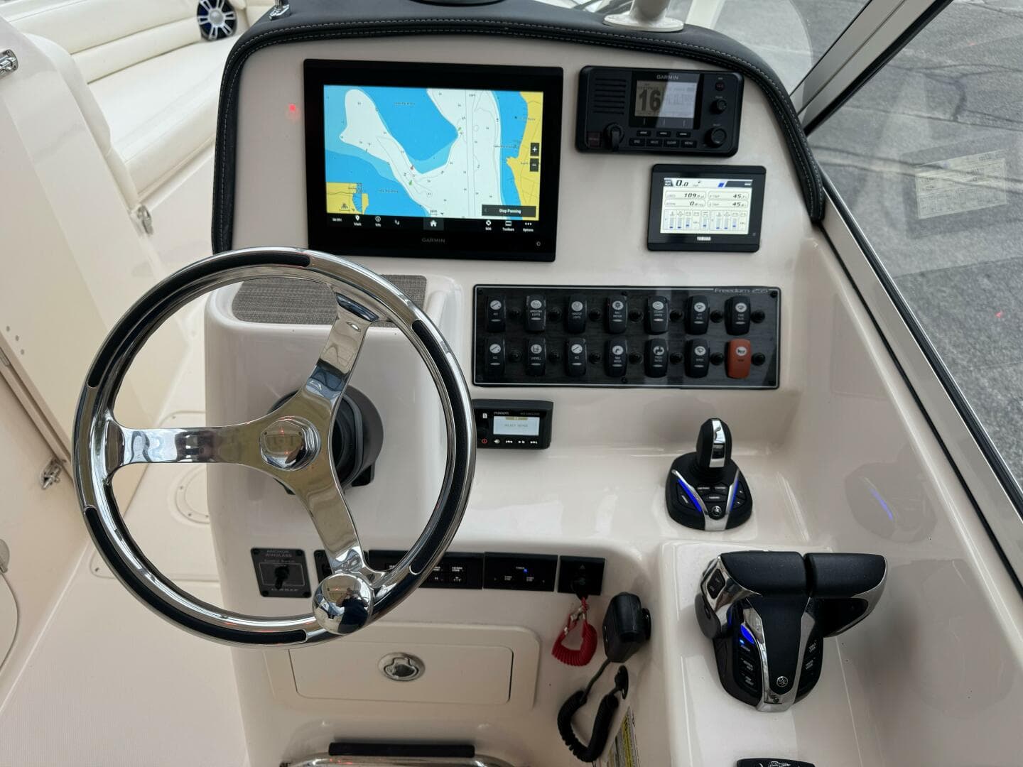 2023 Grady-White Freedom 255