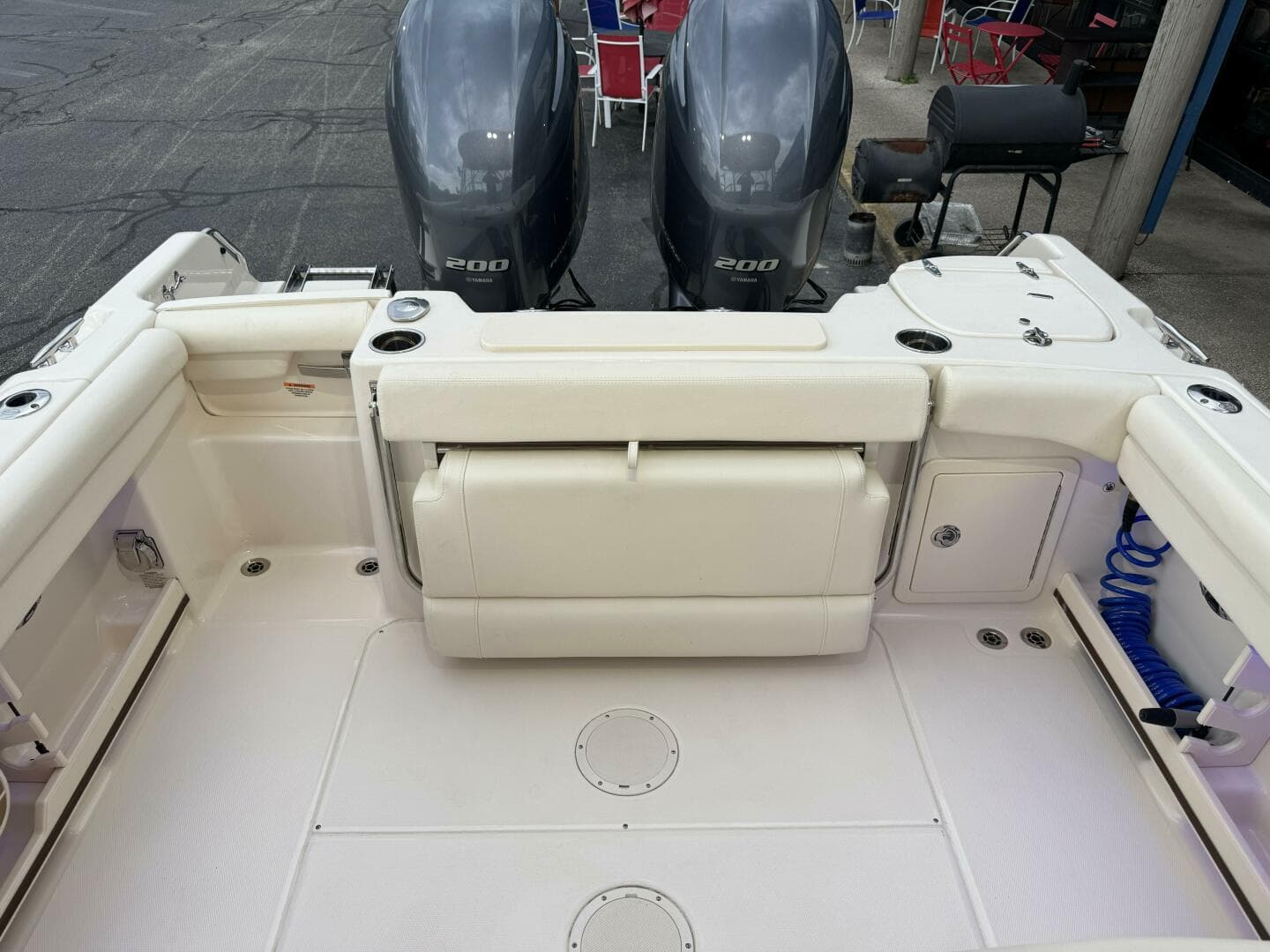 2023 Grady-White Freedom 255