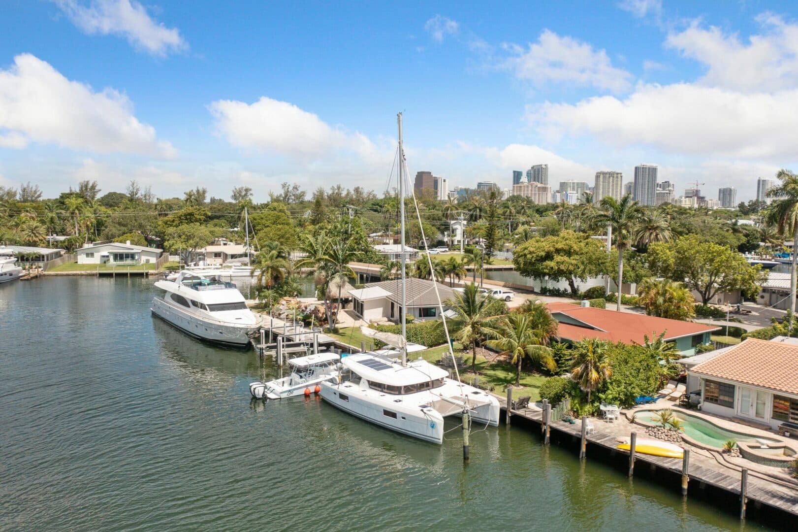 2017-lagoon-42-sail-9886474-20250729062842004-1.jpg