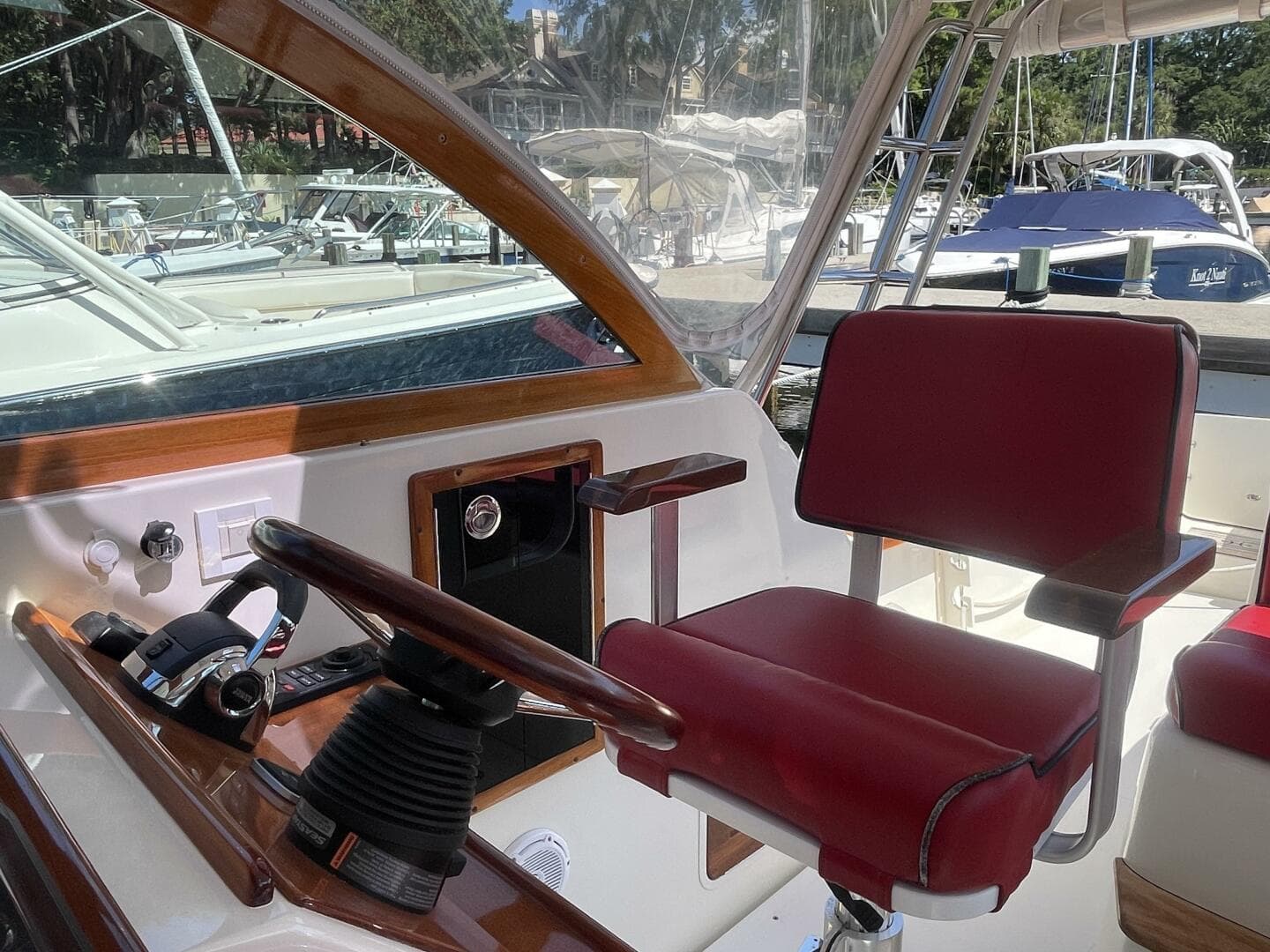 2017 Hunt Surfhunter 29