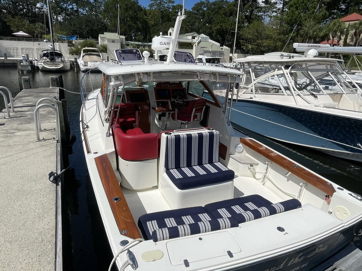 2017 Hunt Surfhunter 29