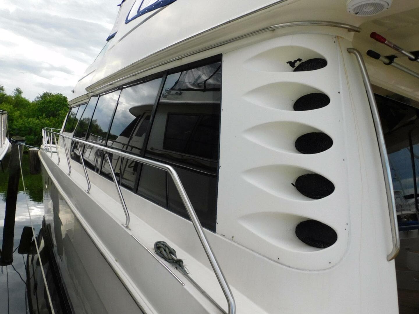 2002 Carver 570 Voyager Pilothouse