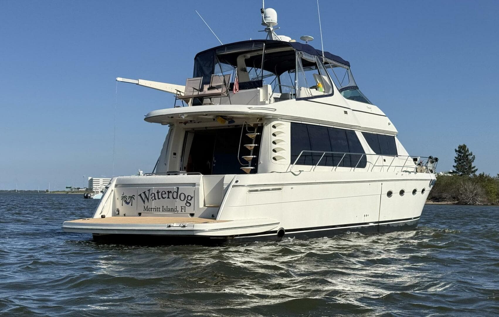 2002 Carver 570 Voyager Pilothouse