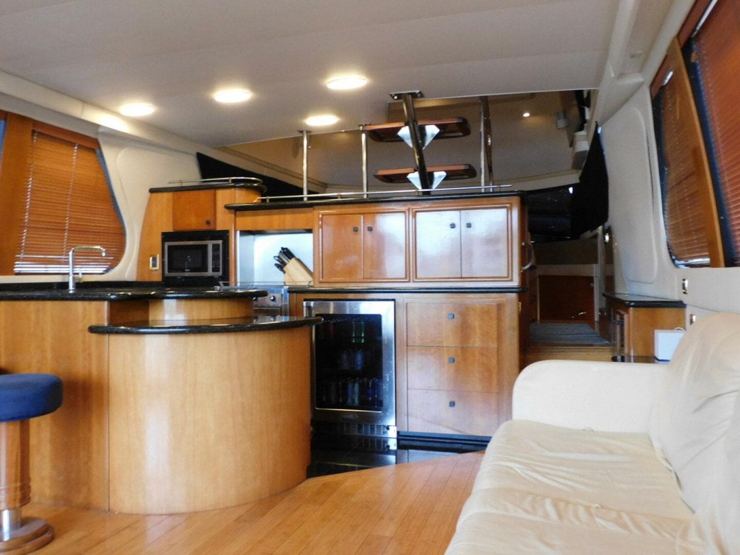 2002 Carver 570 Voyager Pilothouse
