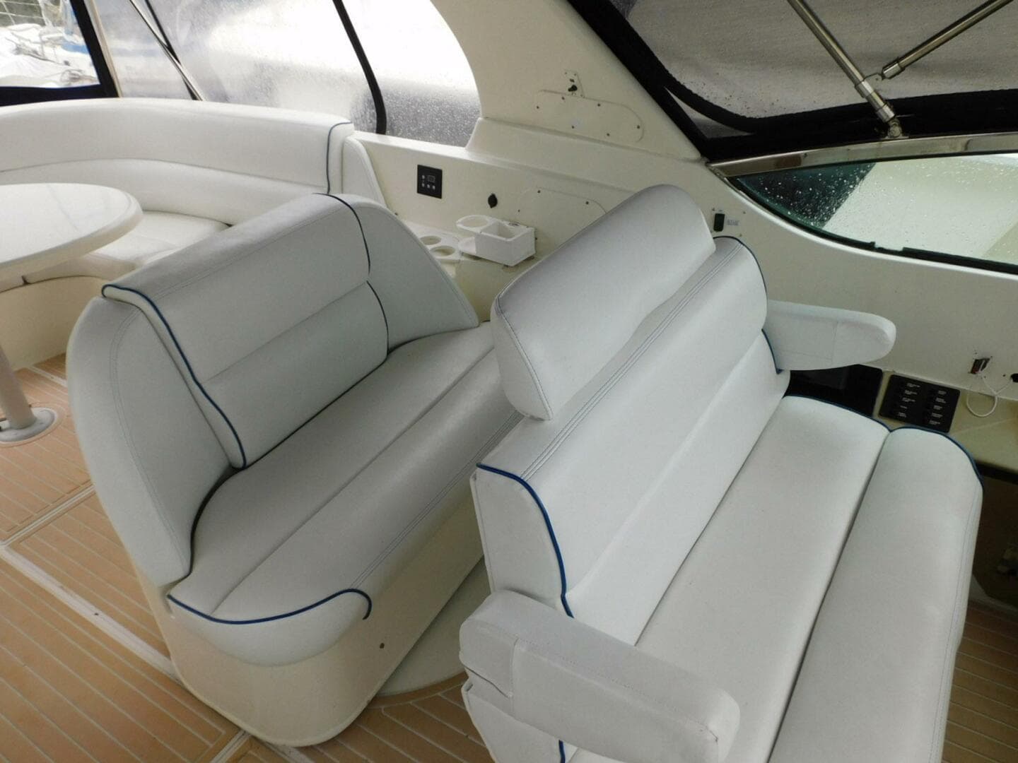 2002 Carver 570 Voyager Pilothouse