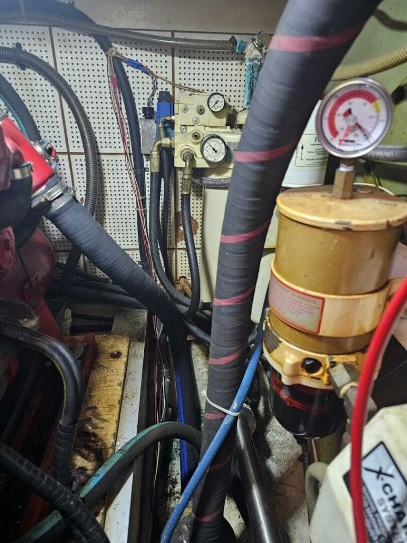 1985 Grand Banks Classic