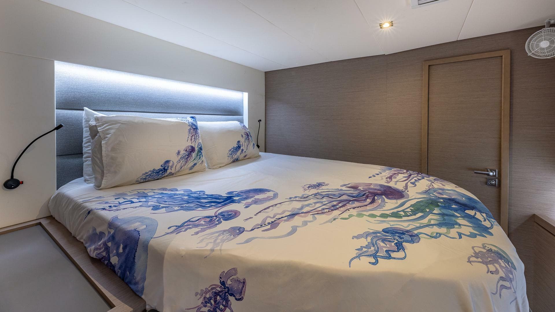 Happy Here   Int Guest 7