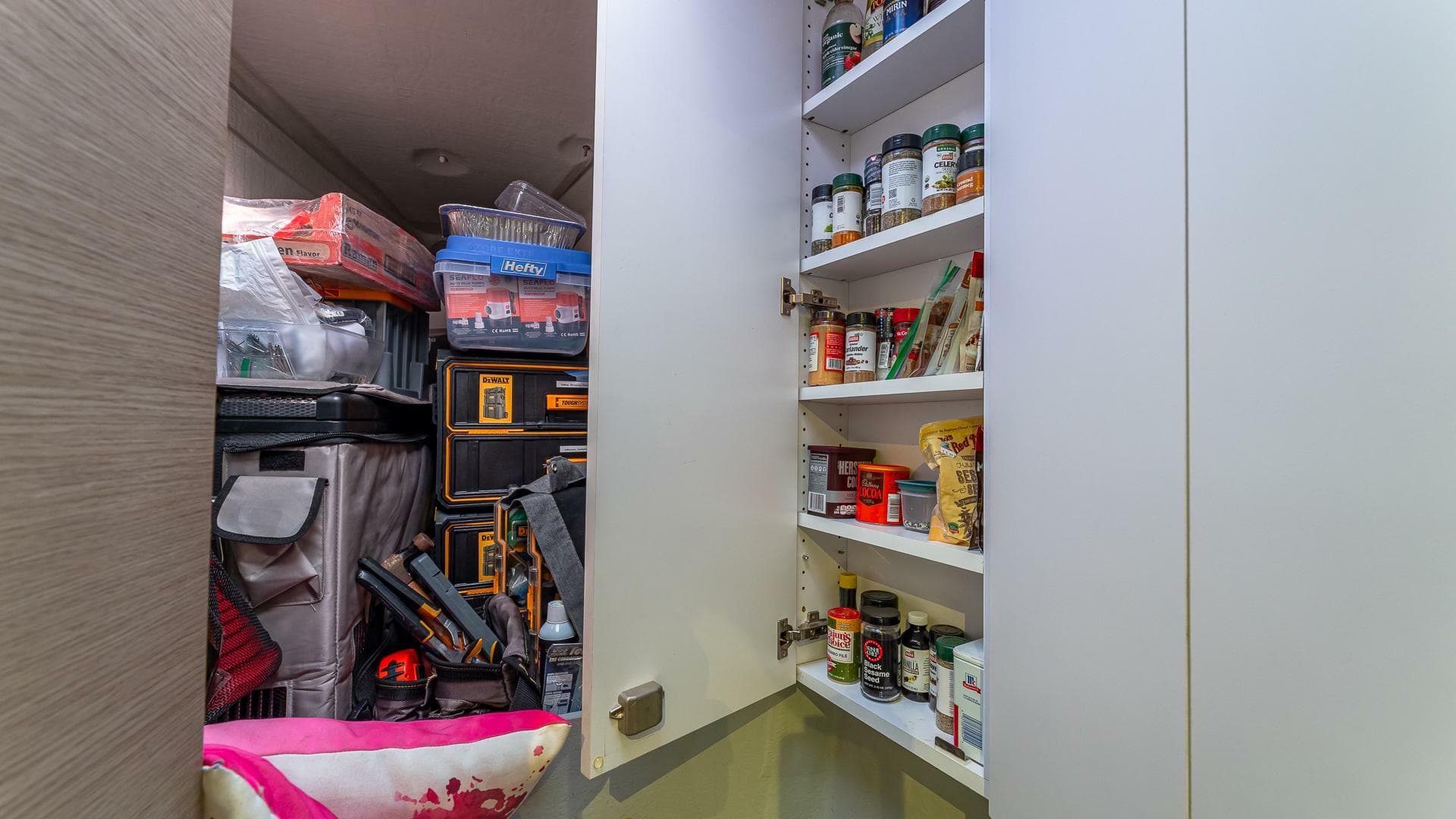 Happy Here   Int Equipment 3