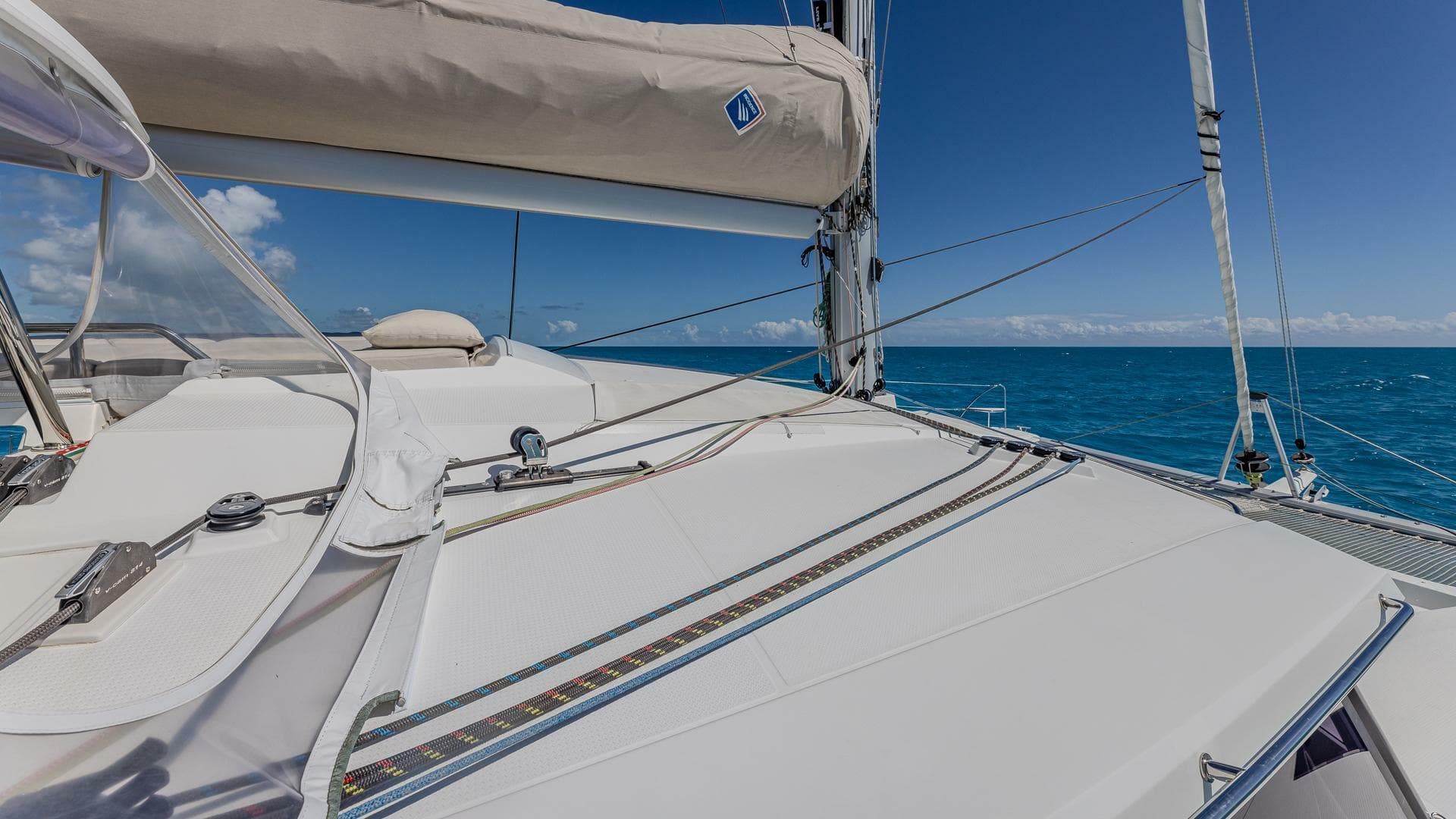 Happy Here   Ext Mast