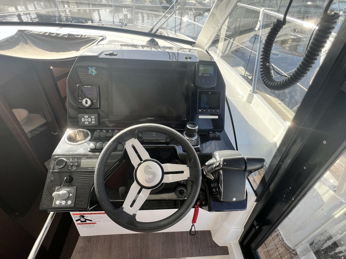 2024 Beneteau Antares 11