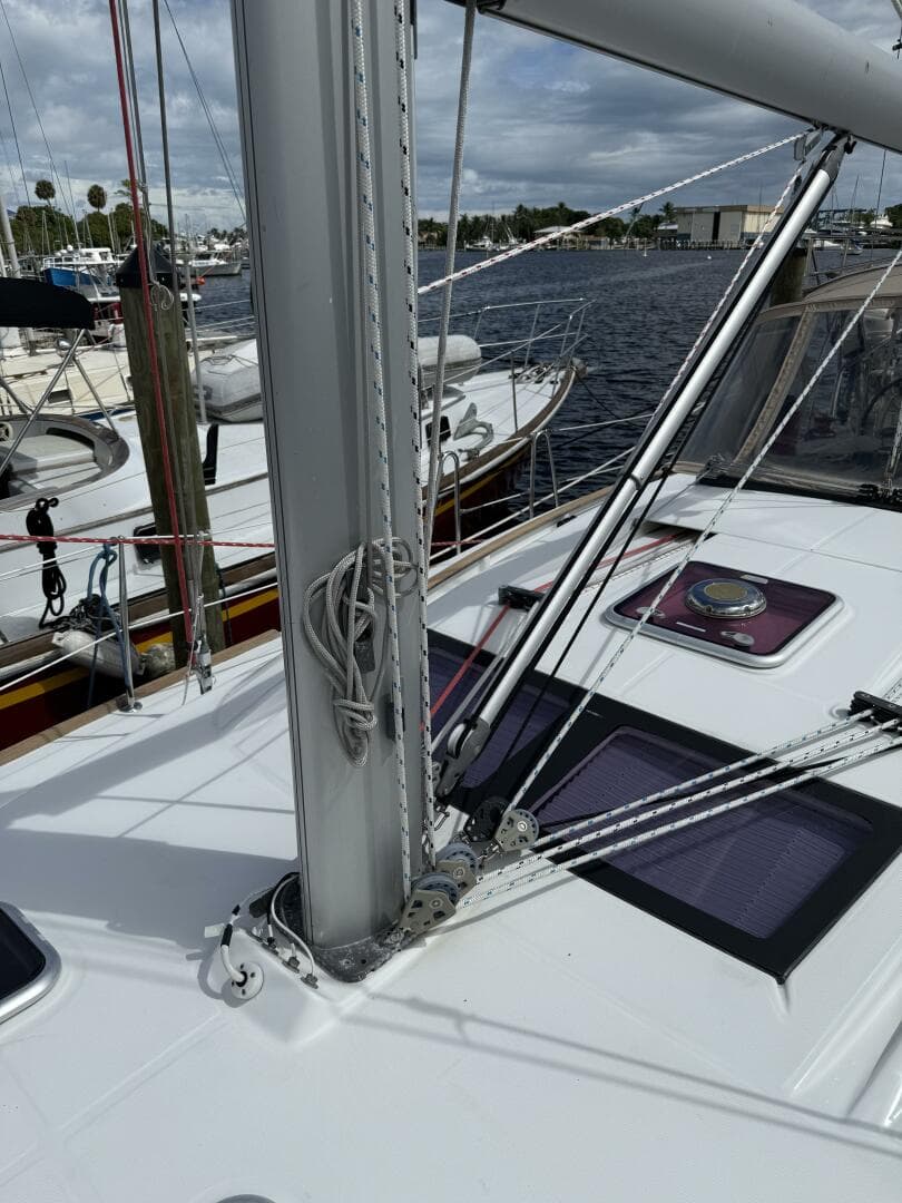 2012 Beneteau 43