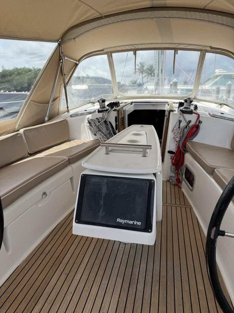 2012 Beneteau 43