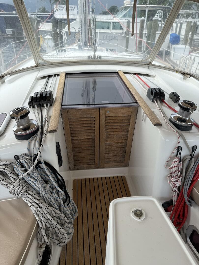 2012 Beneteau 43