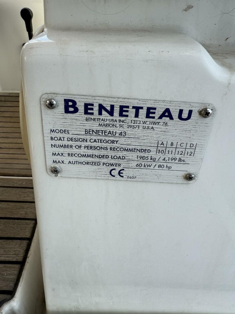 2012 Beneteau 43