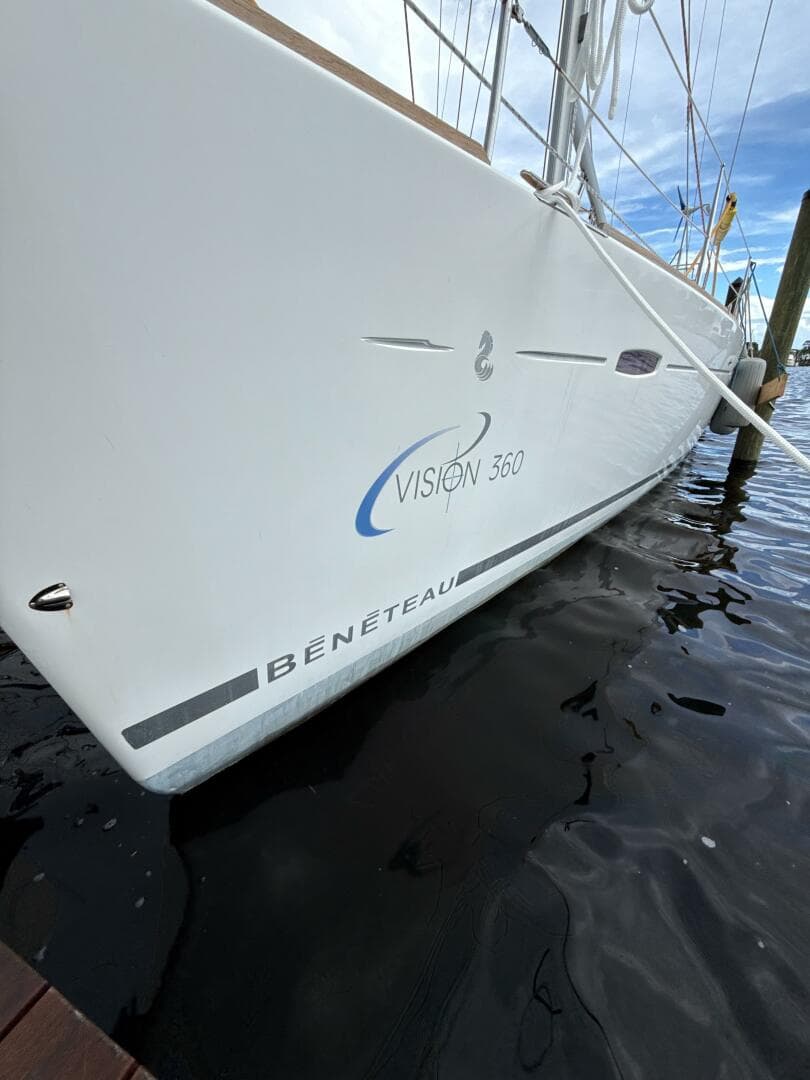 2012 Beneteau 43