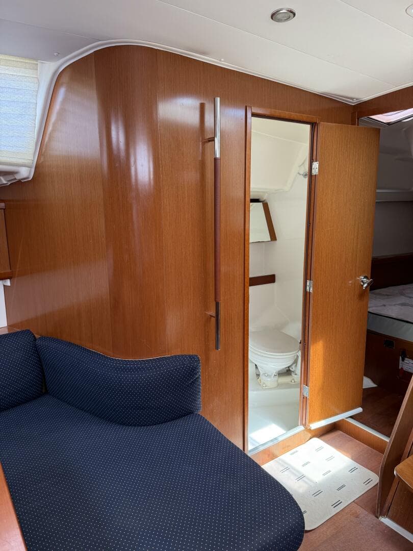 2012 Beneteau 43