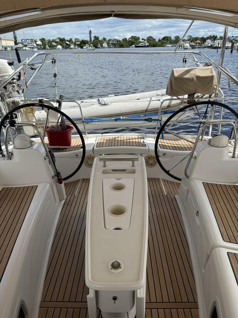 2012 Beneteau 43