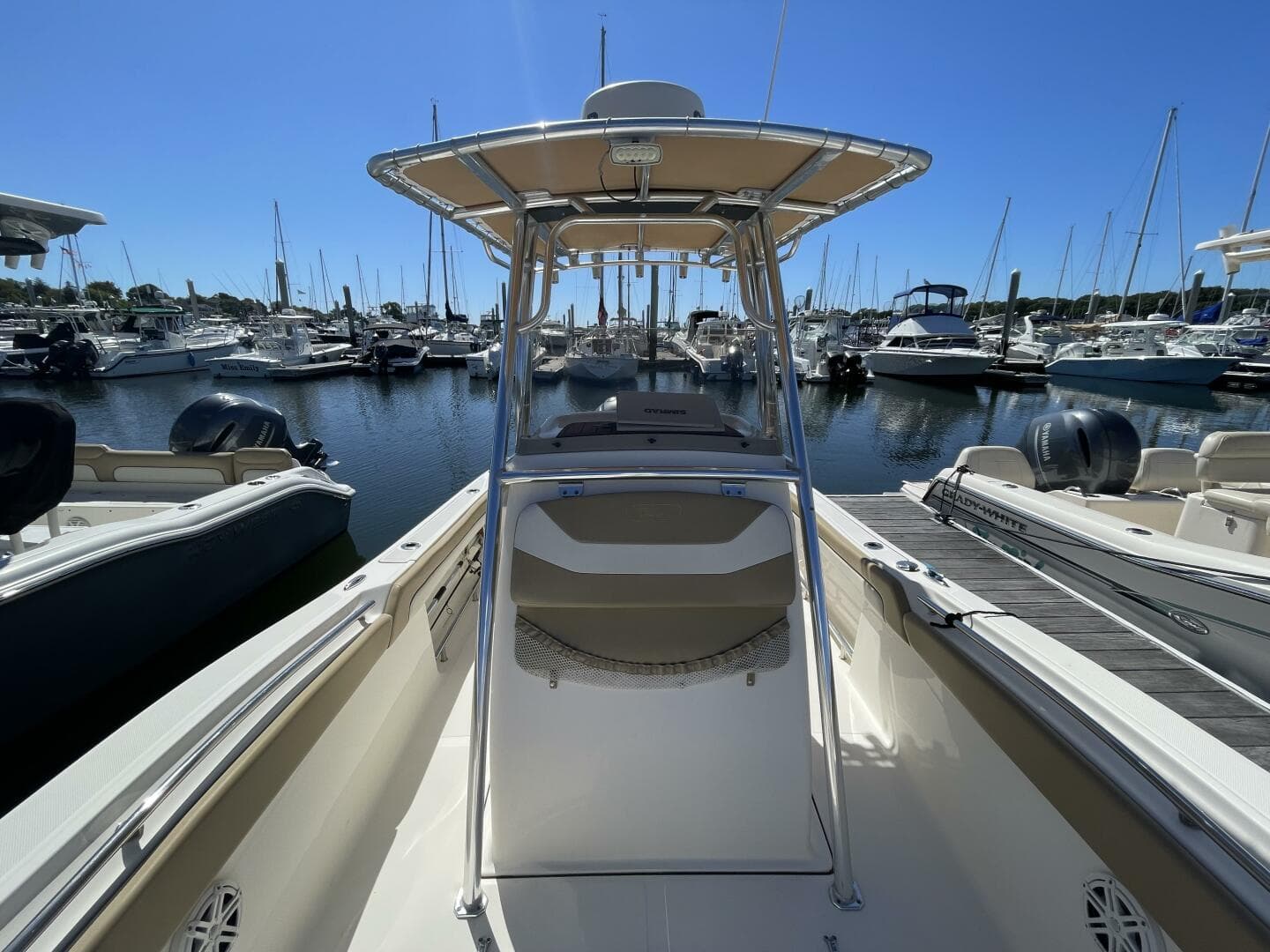 2017 Pioneer 222 Islander