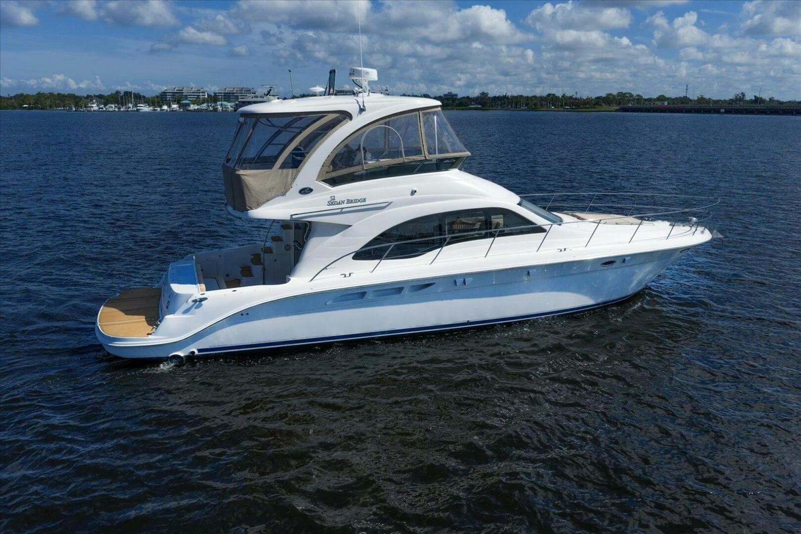 2007 Sea Ray 52 Sedan Bridge