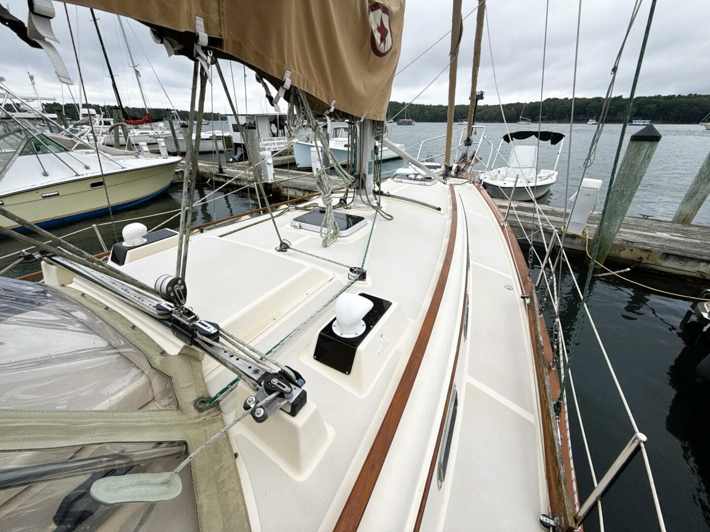 1992 Island Packet 32