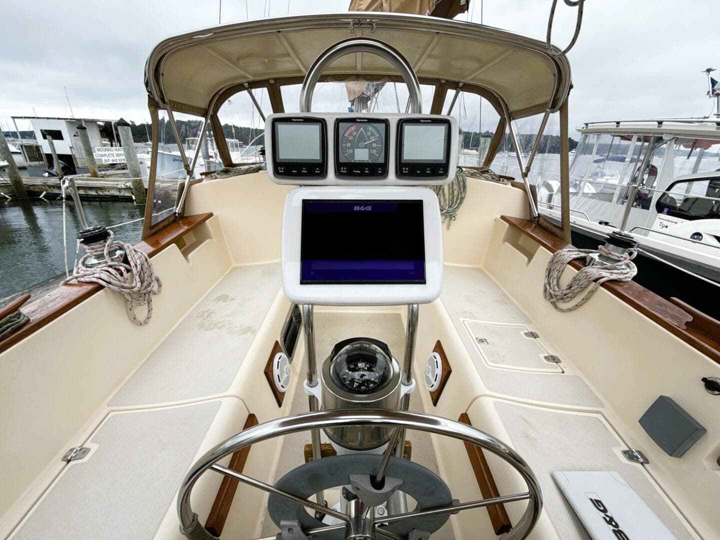 1992 Island Packet 32