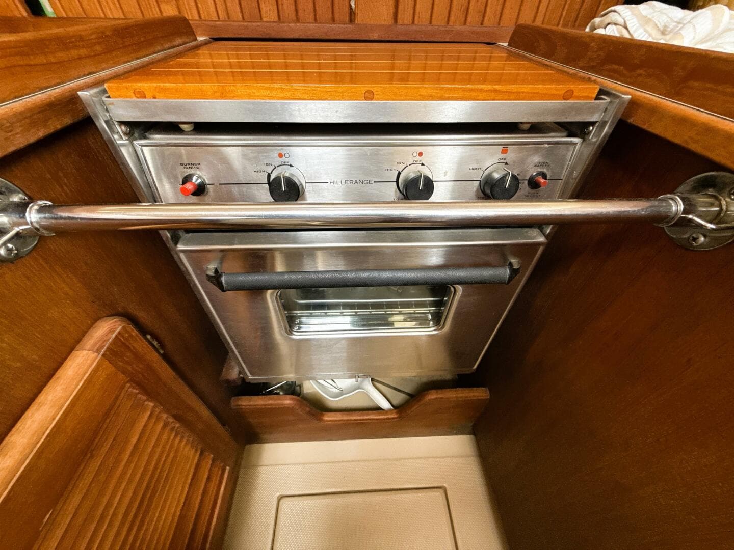 1992 Island Packet 32