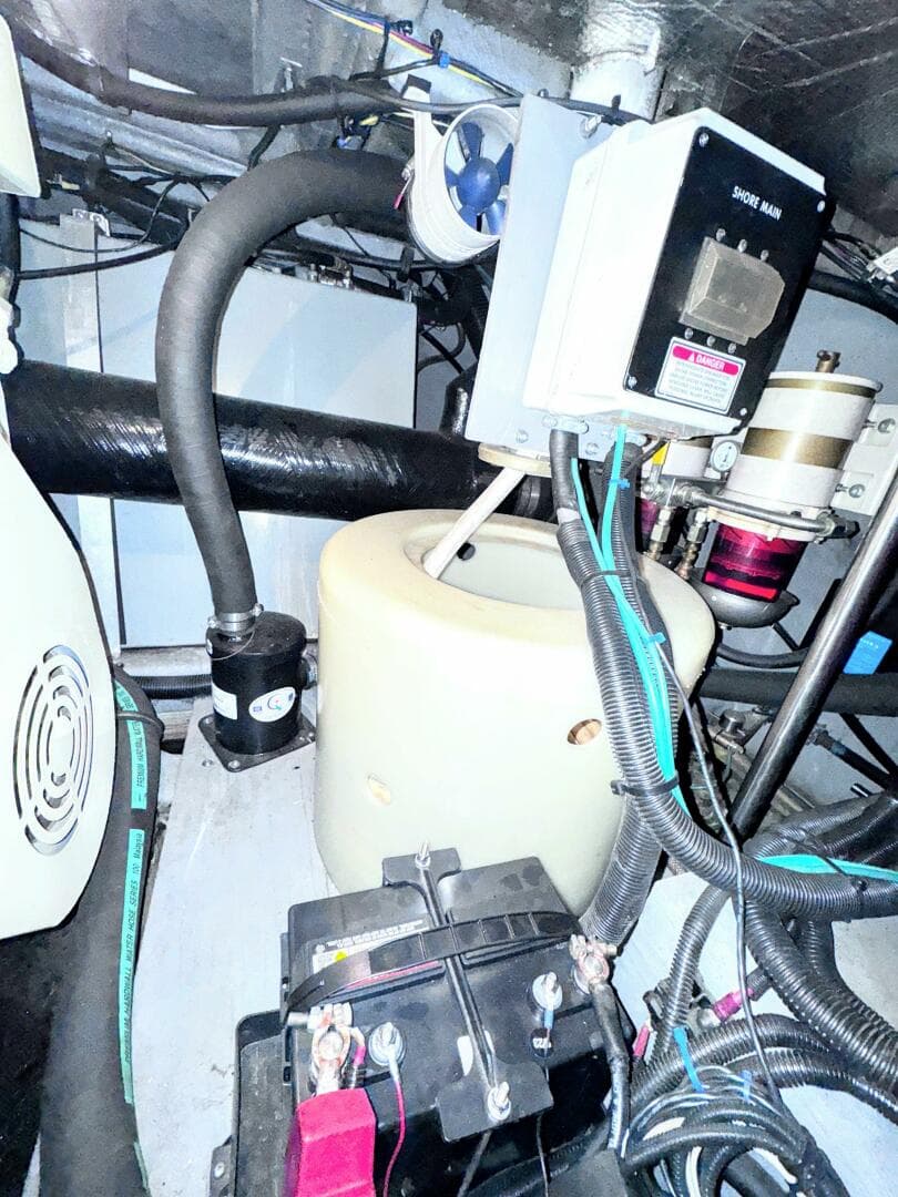 2000 Sea Ray 450 Express Bridge