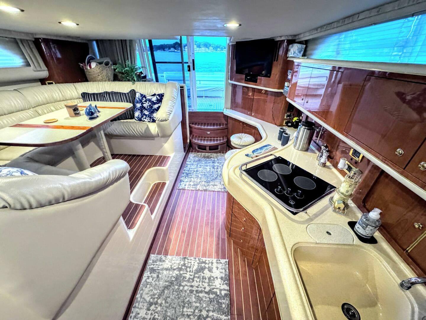 2000 Sea Ray 450 Express Bridge