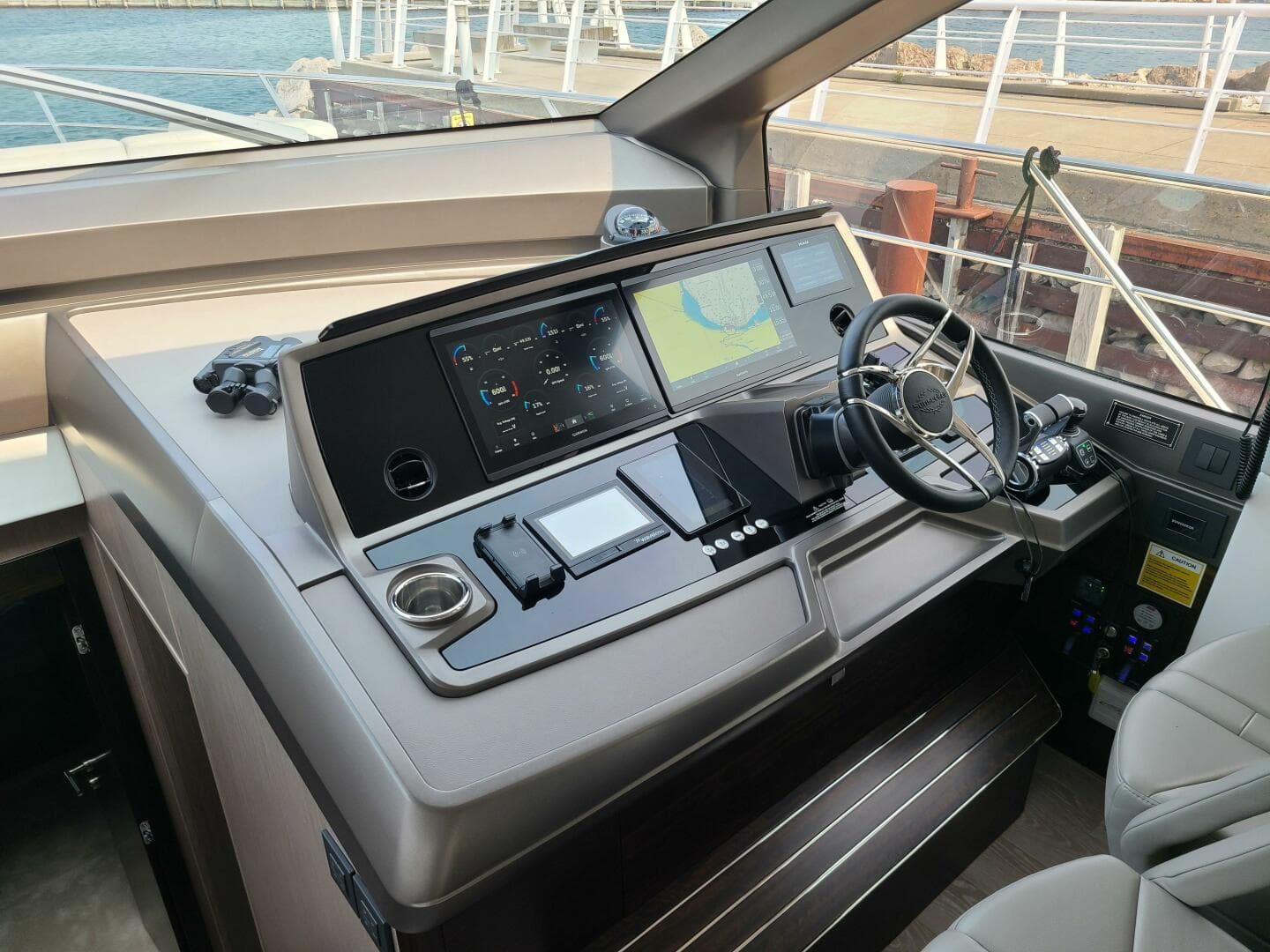 2023 Sunseeker 68 Manhattan