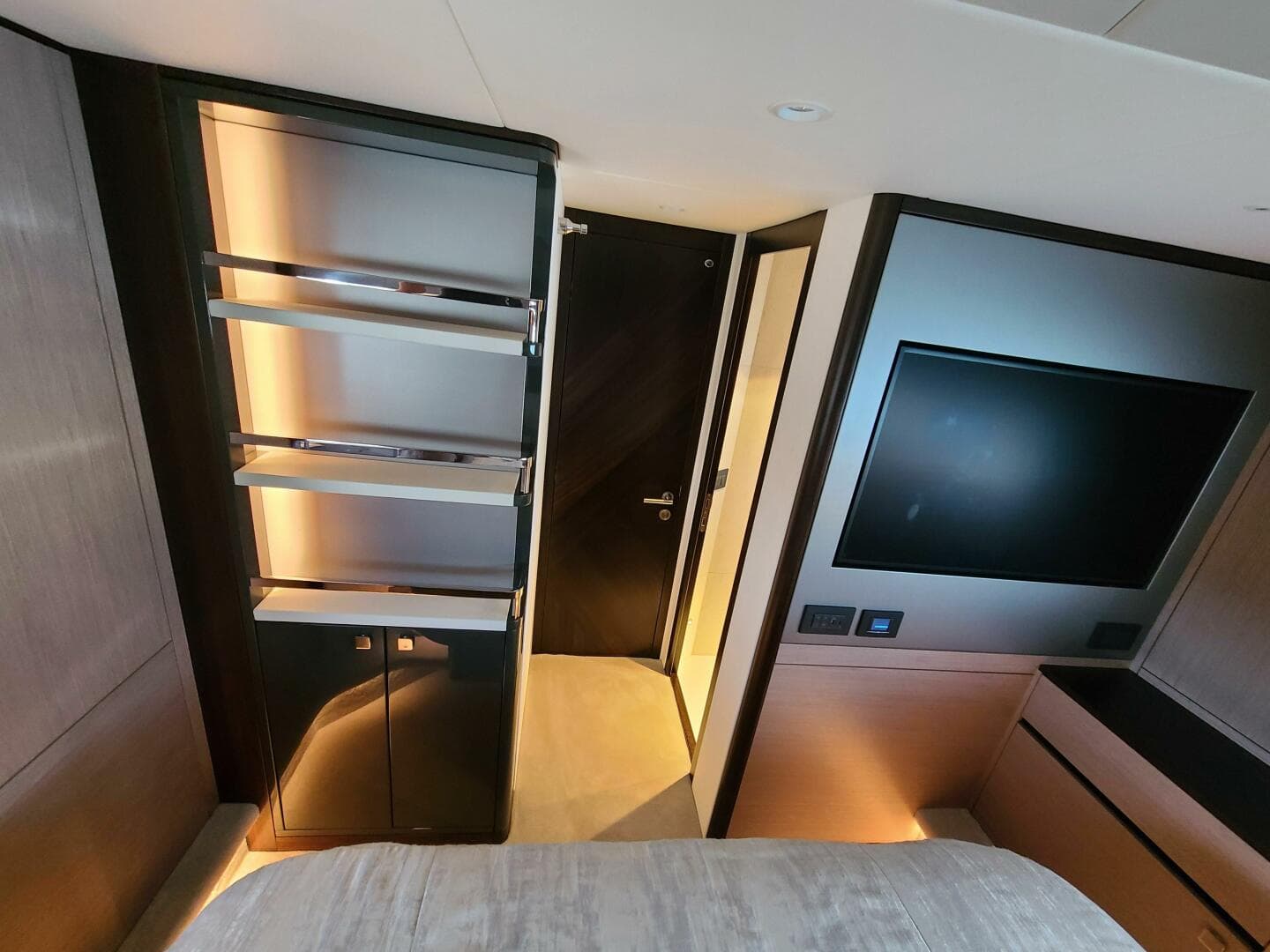 2023 Sunseeker 68 Manhattan