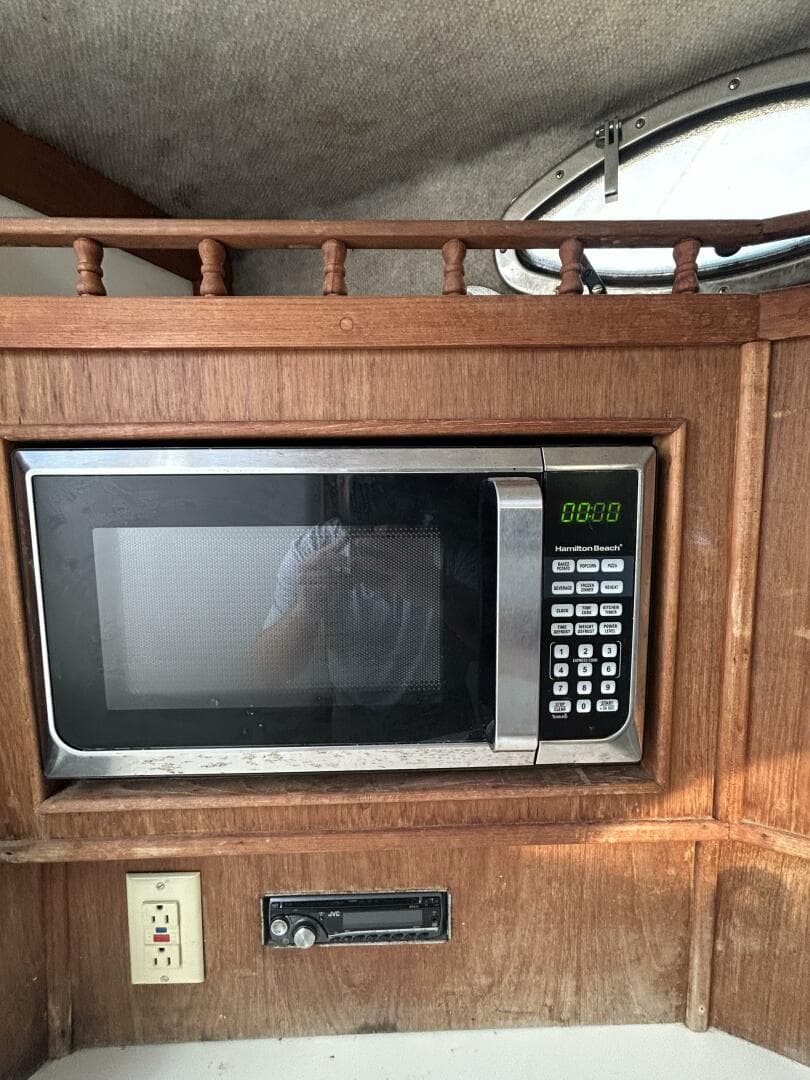1995 Carolina Classic 28 Express
