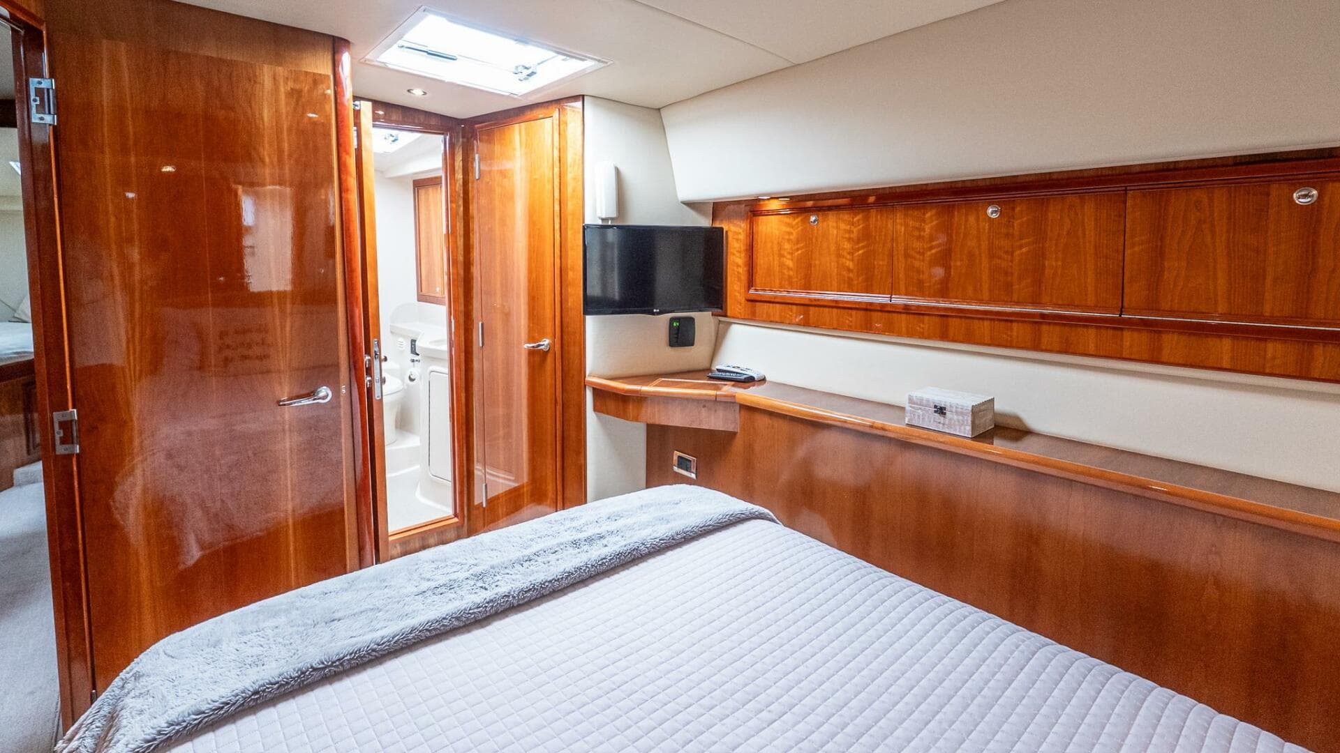 2005 Riviera 51 Flybridge