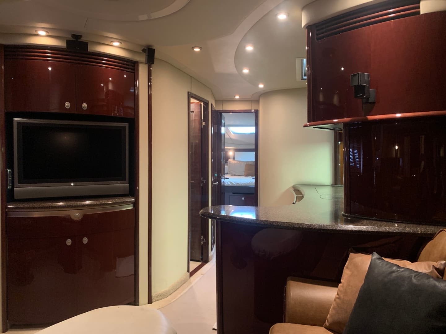 2007 Sea Ray 52 SUNDANCER