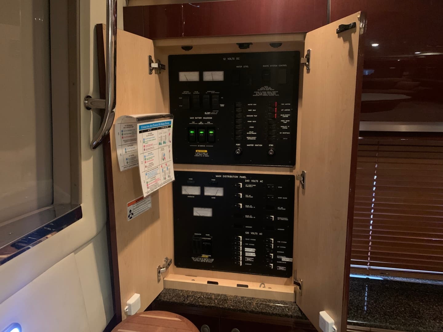 2007 Sea Ray 52 SUNDANCER