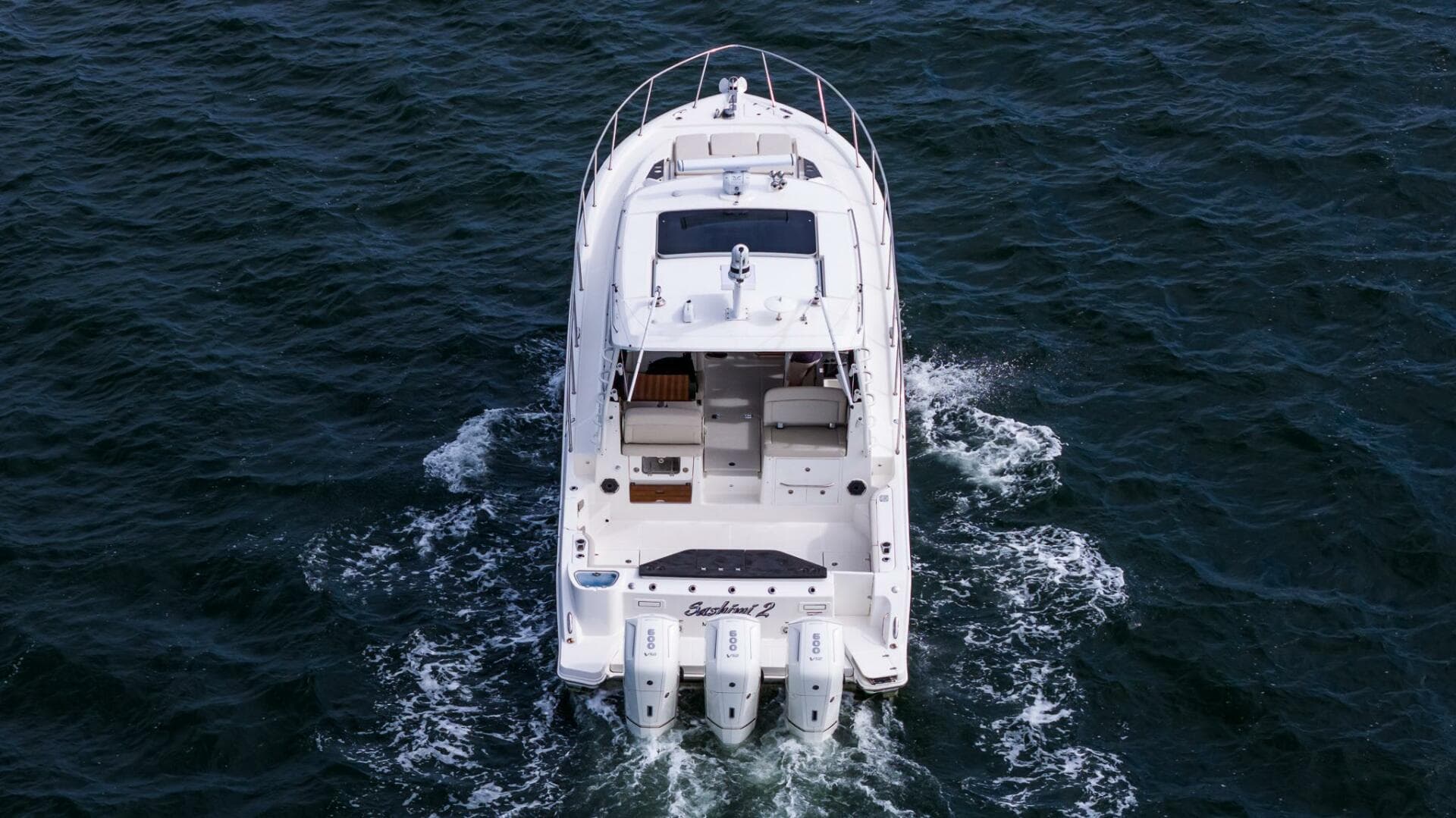 2024 Boston Whaler 405 Conquest